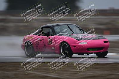 media/Nov-15-2025-CalClub SCCA (Sat) [[7bfa5a7151]]/Race/Group 4/